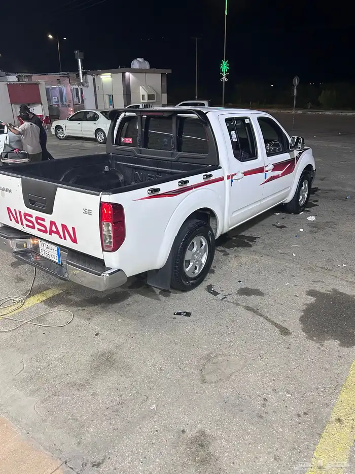 نيسان نفارا 2015 8