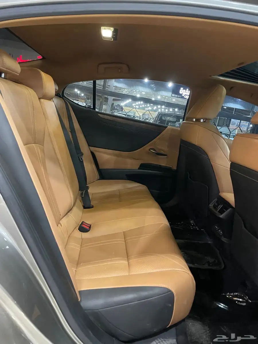 لكزس ES350 موديل 2023 (CC) 13