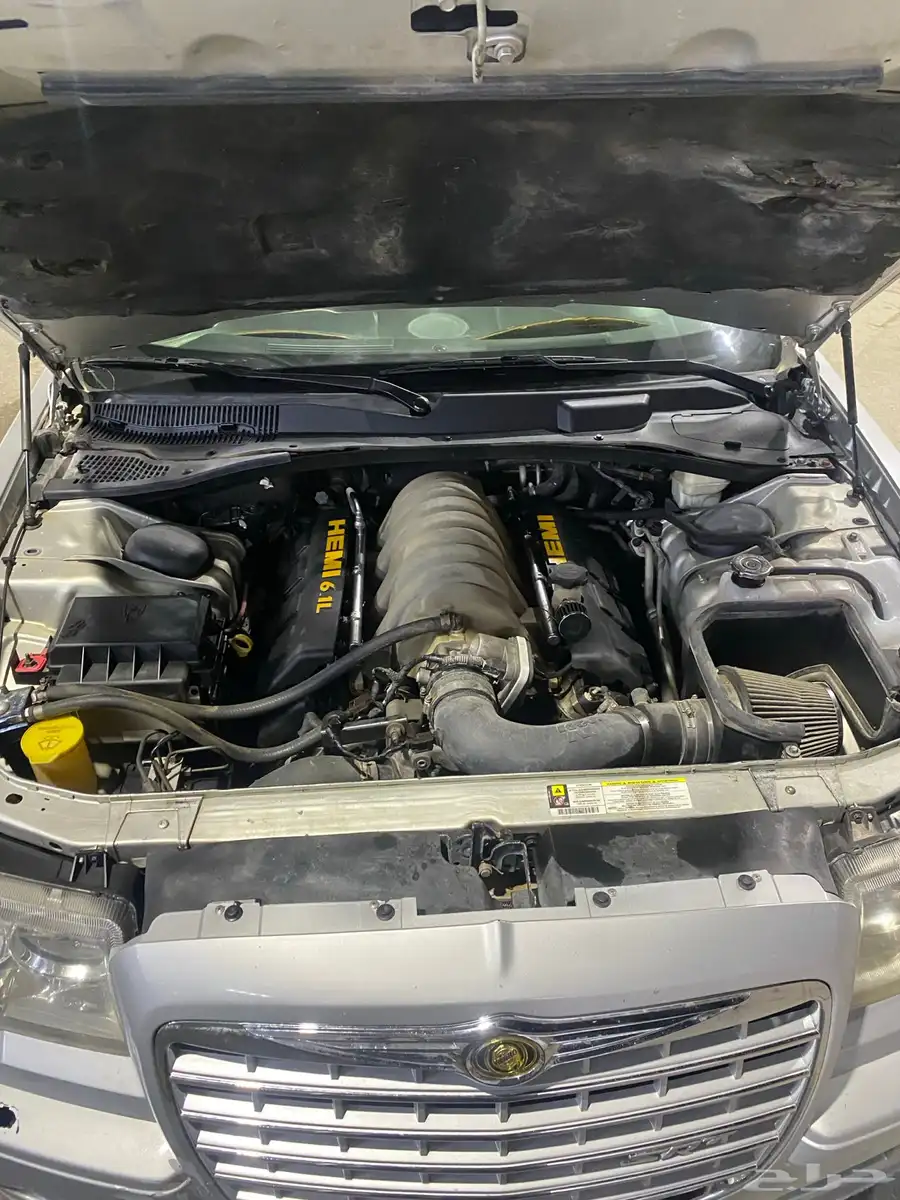 كرايسلر SRT8 اصلي 13