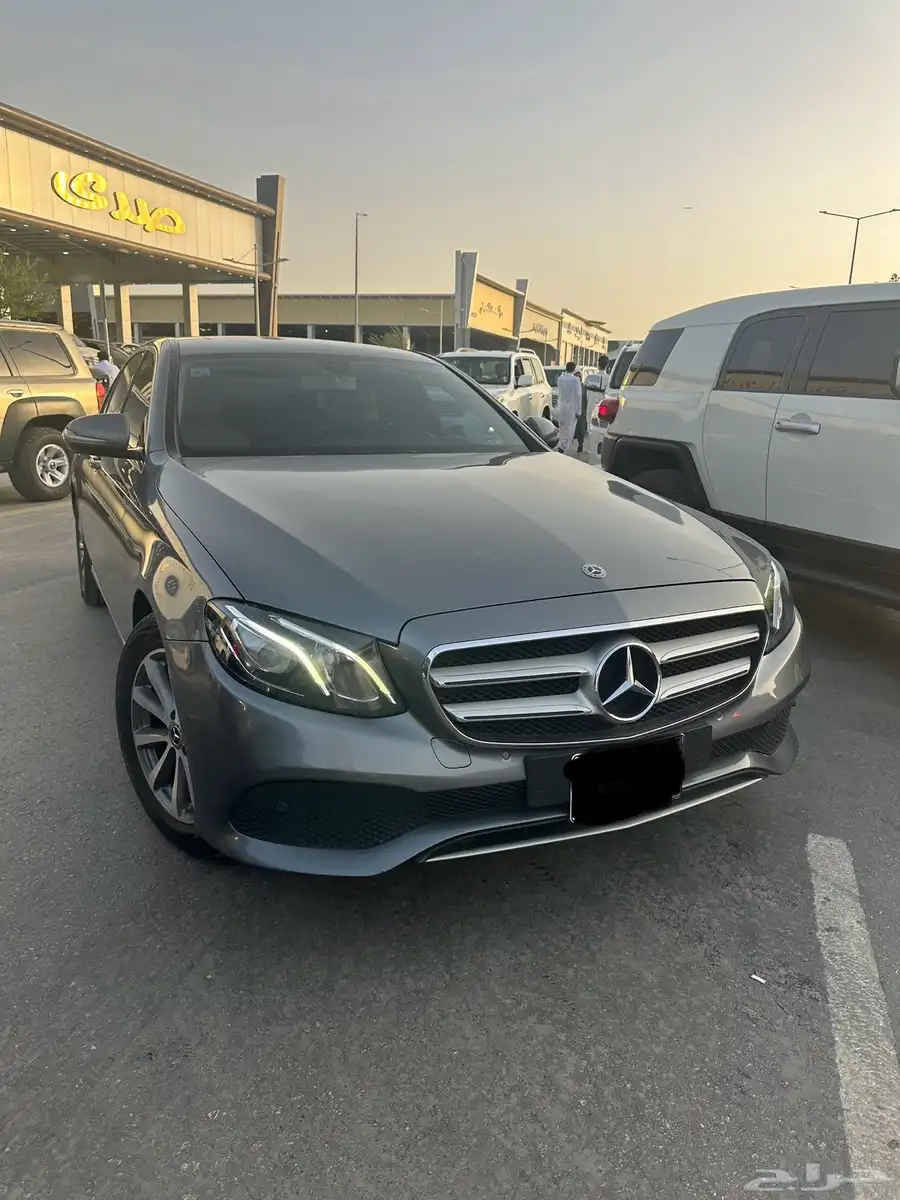 مارسيدس E200 2019 4