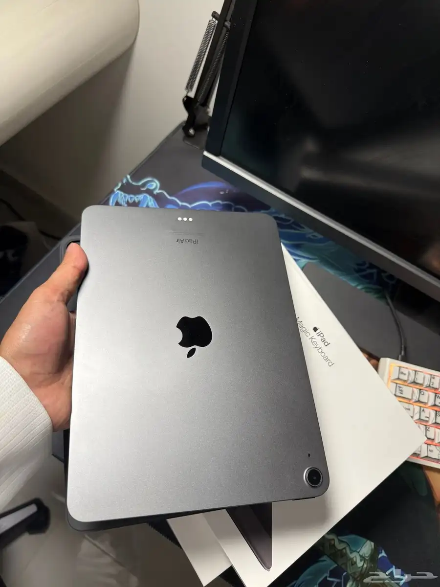 مع كيبورد ابل ipad air 5 ايباد اير الجيل الخامس معالج M1 0