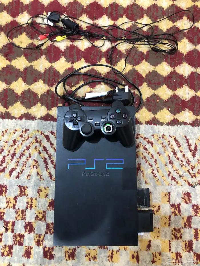 سوني 2 بس اليد القير الي على اليمين مقشوع بس اليد عدله 0