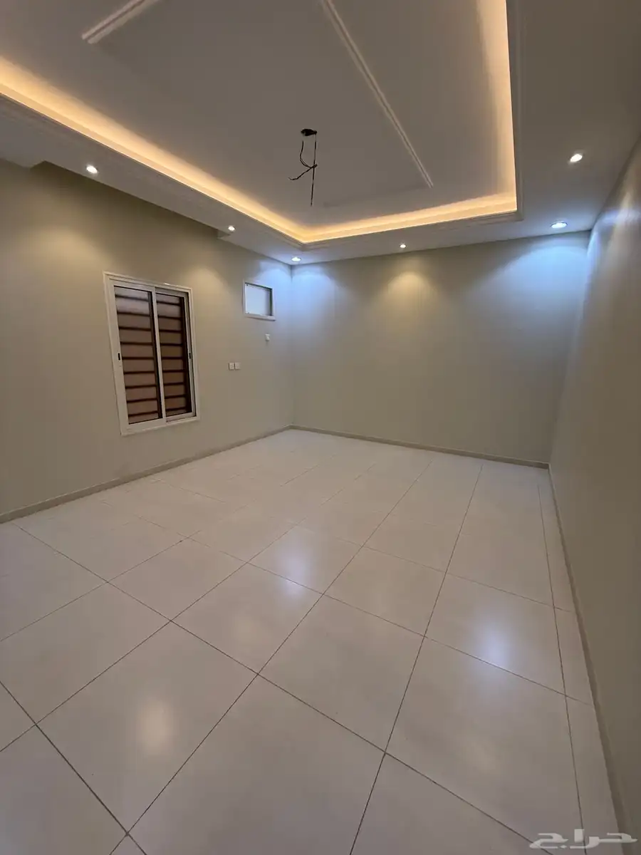 للبيع شقق علويه ببايكه وغرفه سائق حي الموسي خميس مشيط 480 11