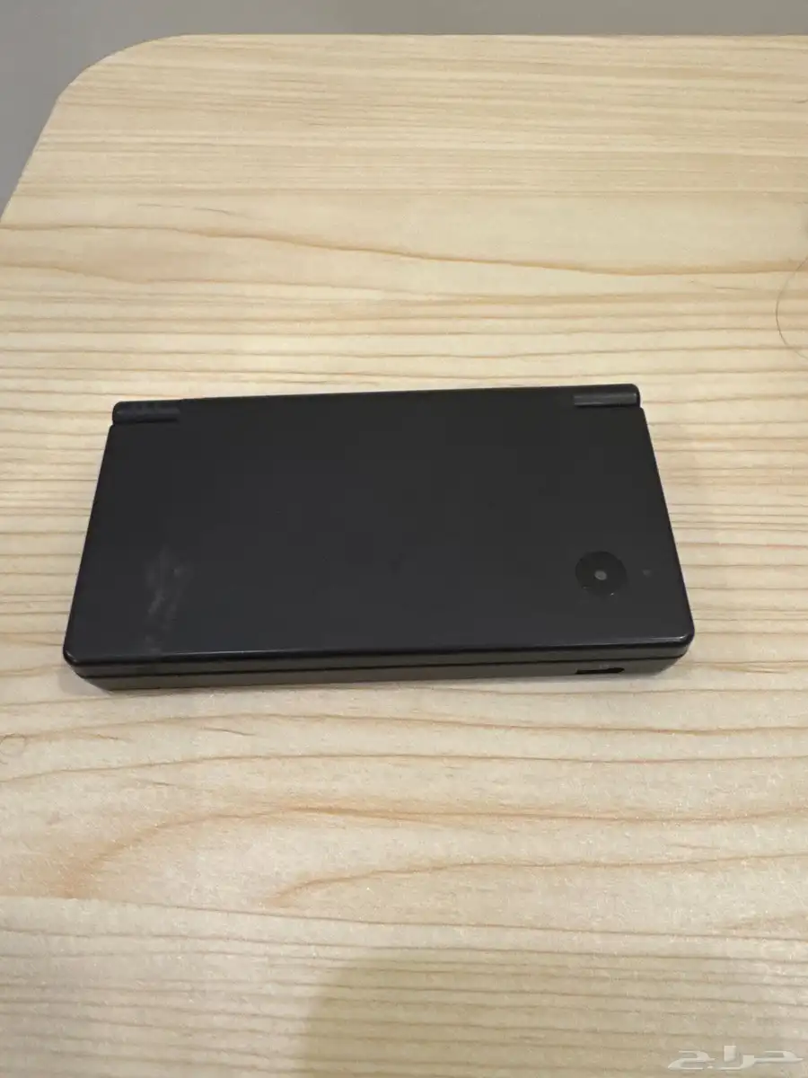 جهازين Nintendo DSi 0
