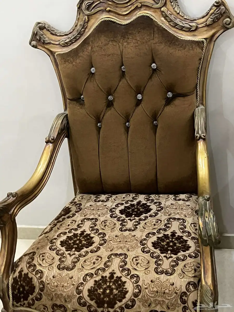 اثاث وثريات 2