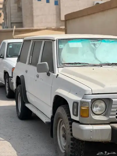 نيسان 1