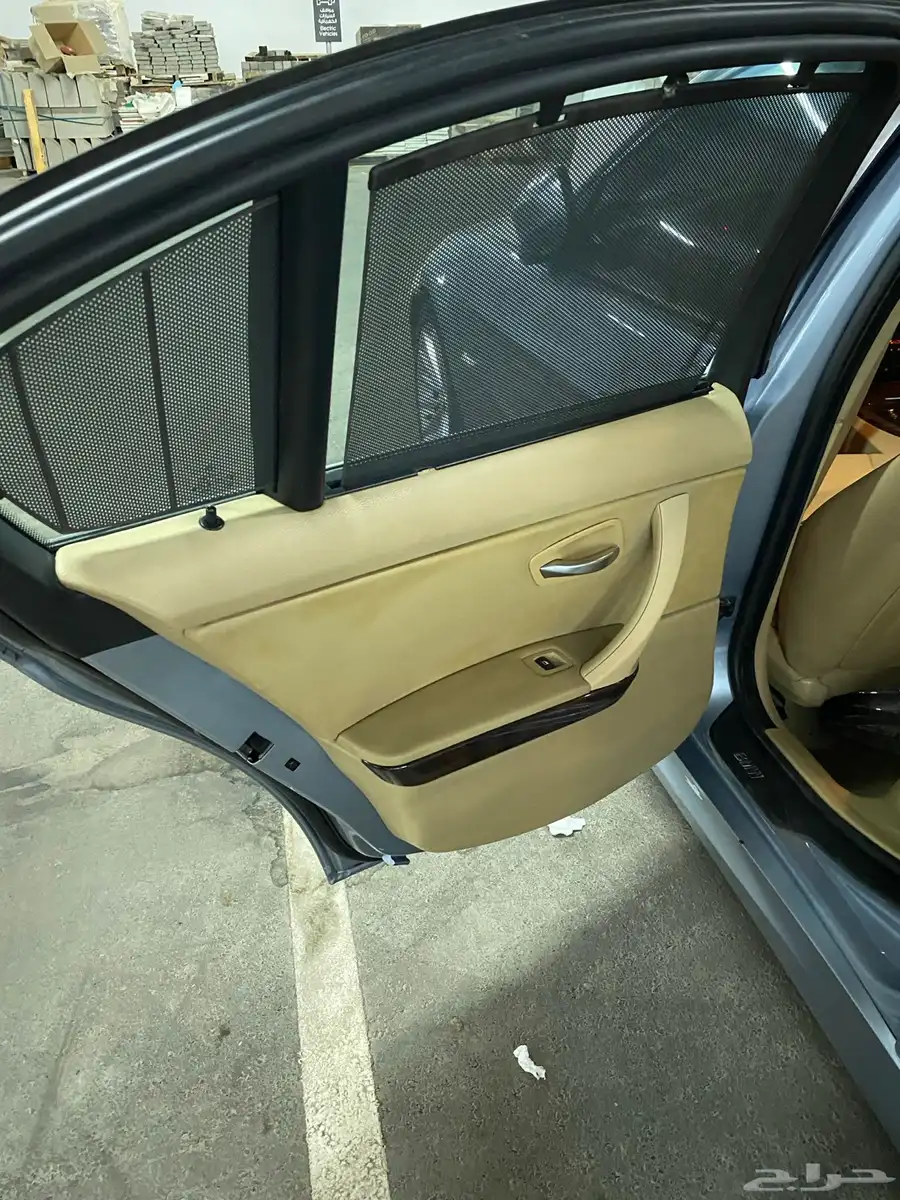 بي ام دبليو الفئه الثالثه 320i 6