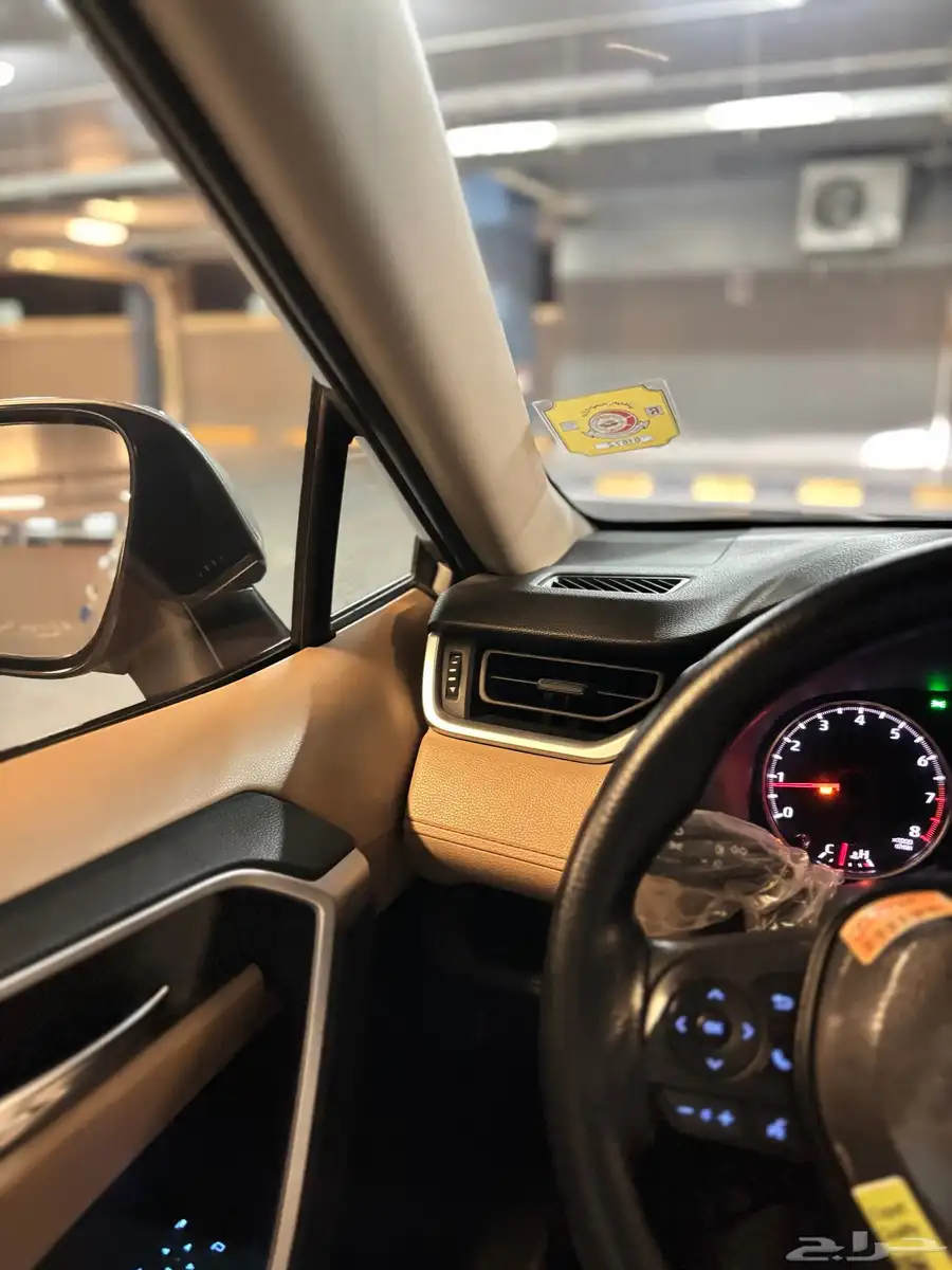 راف فور RAV4 فل كاملXLE دبل (نظيف) 29