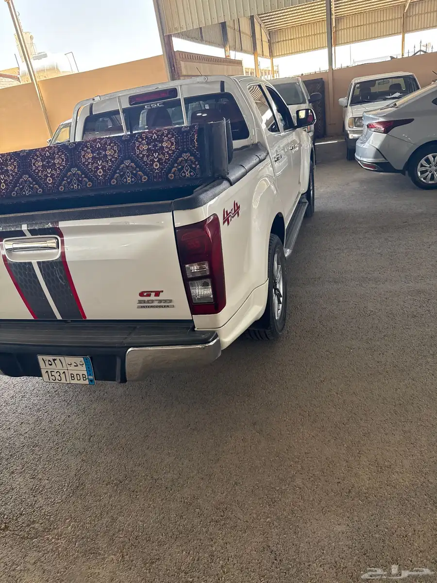 ايسوزو دي ماكس 4