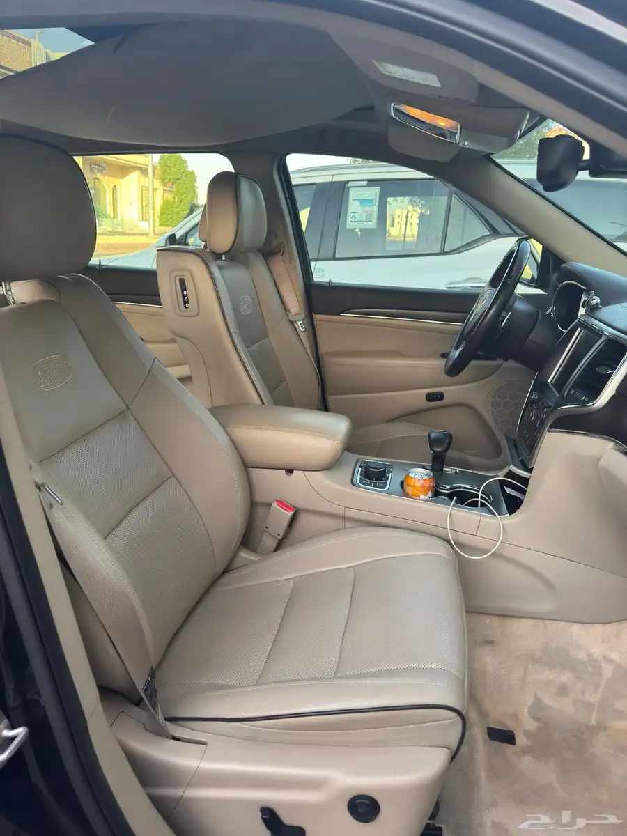 2014 jeep Grand Cherokee 6
