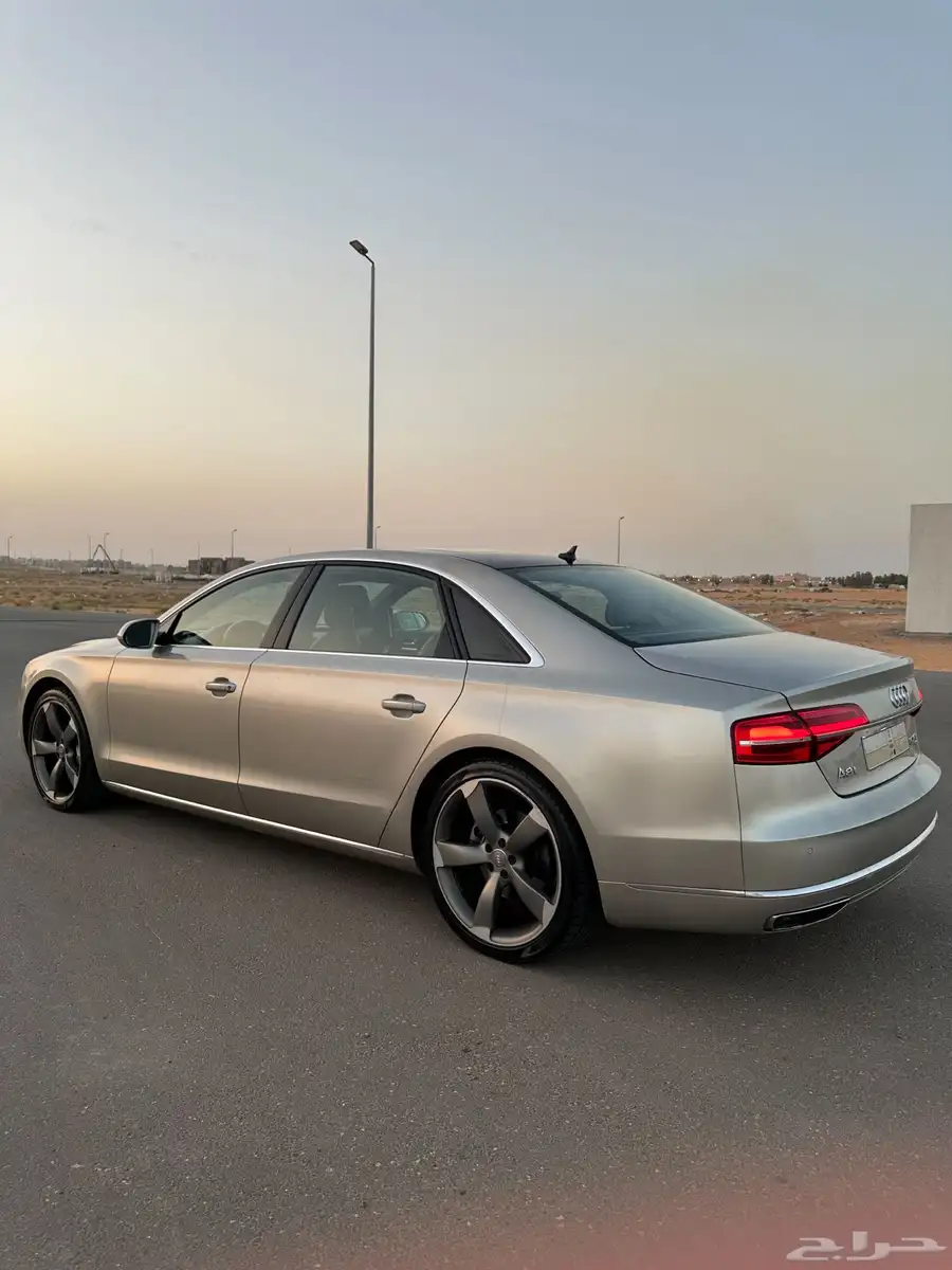 أودي A8L فل كامل 7