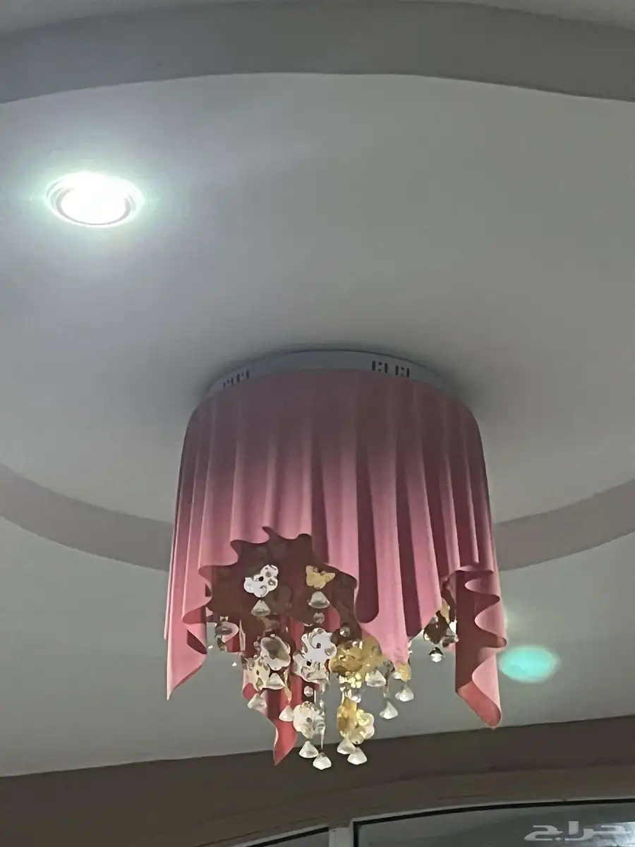 اثاث وثريات 12