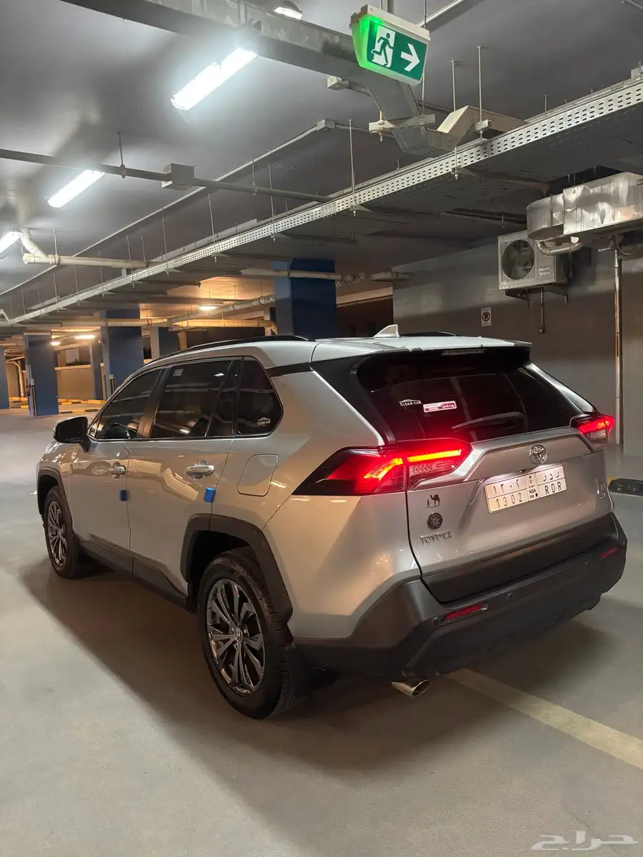 راف فور RAV4 فل كاملXLE دبل (نظيف) 2