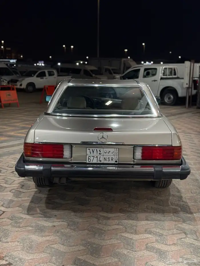 مرسيدس SL560 V8 كلاسك 4