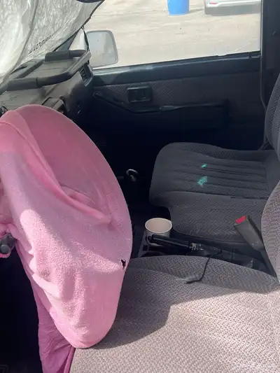 نيسان 4