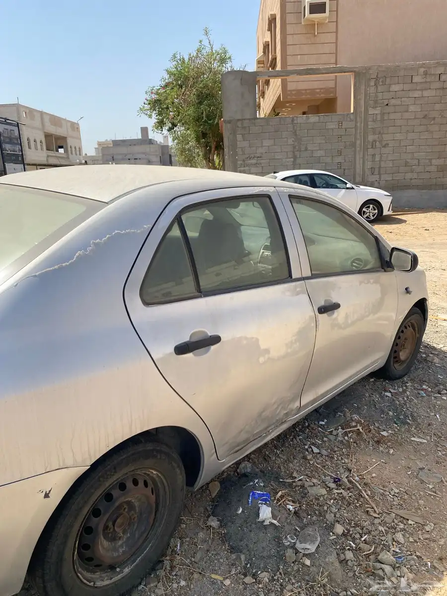 تايوتا يارس 2010 1