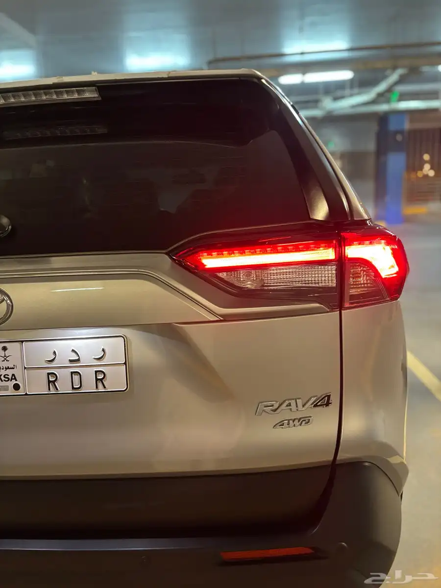راف فور RAV4 فل كاملXLE دبل (نظيف) 23