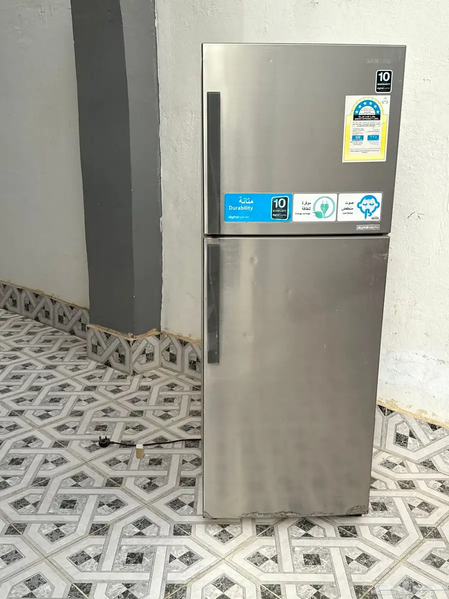 ثلاجة سامسونك حجم وسط للبيع 0