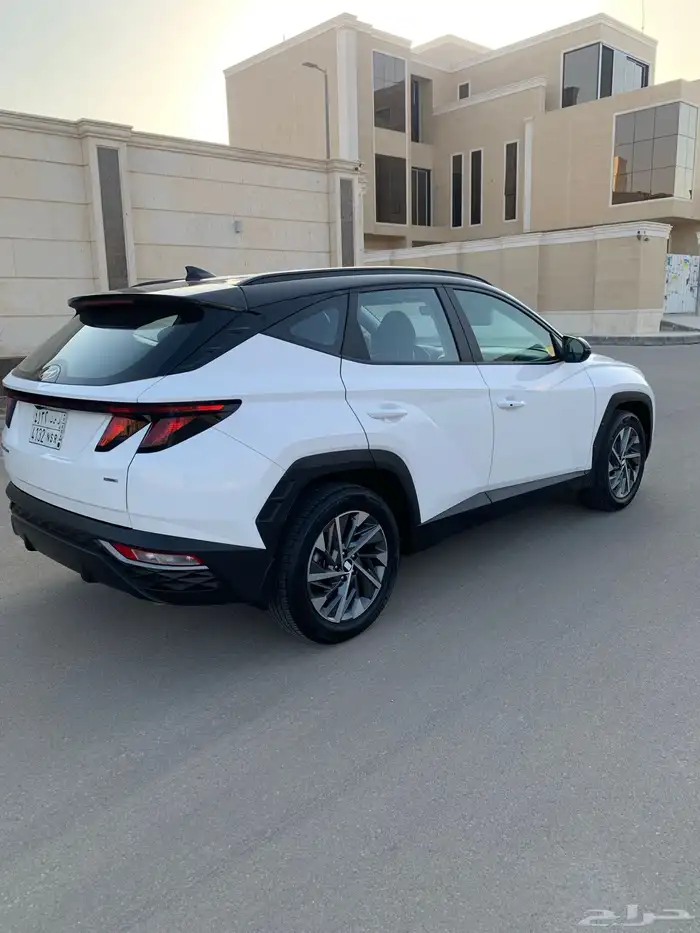 هيونداي توسان 2023 دبل محرك 2.0CC نص فل 8