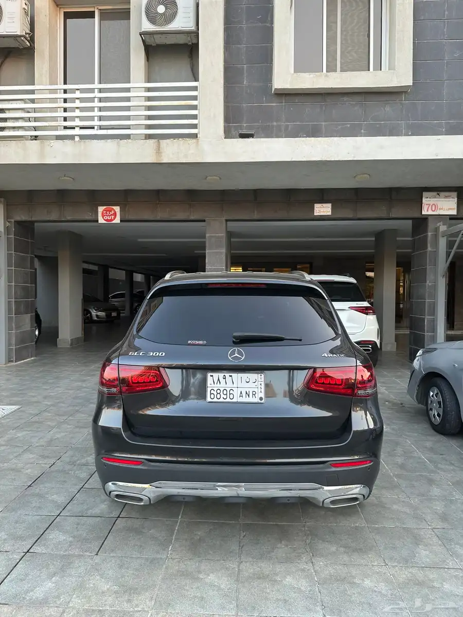 مرسيدس GLC300 0