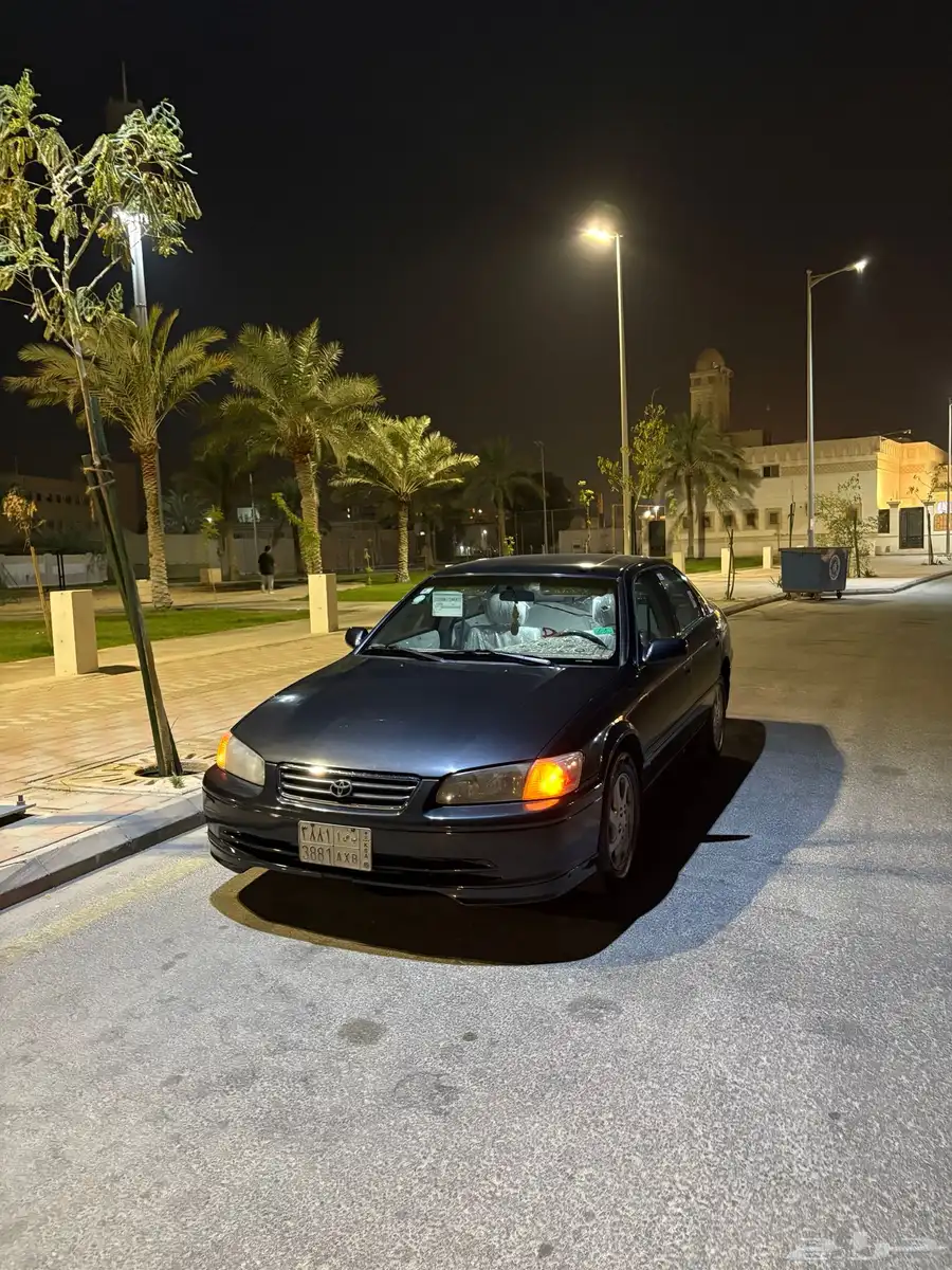 للبيع تيوتا كامري موديل 2000 وارد امريكا 0