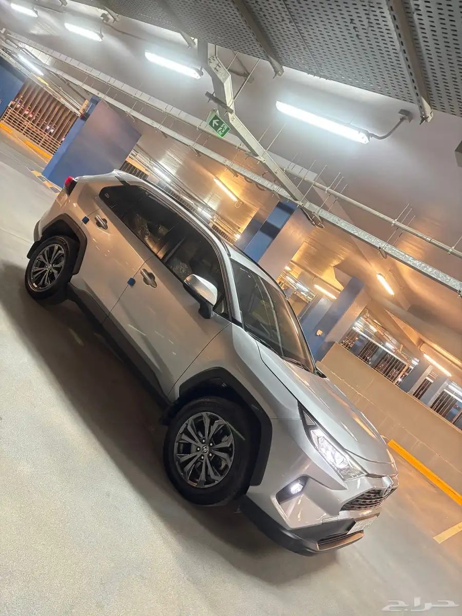 راف فور RAV4 فل كاملXLE دبل (نظيف) 1