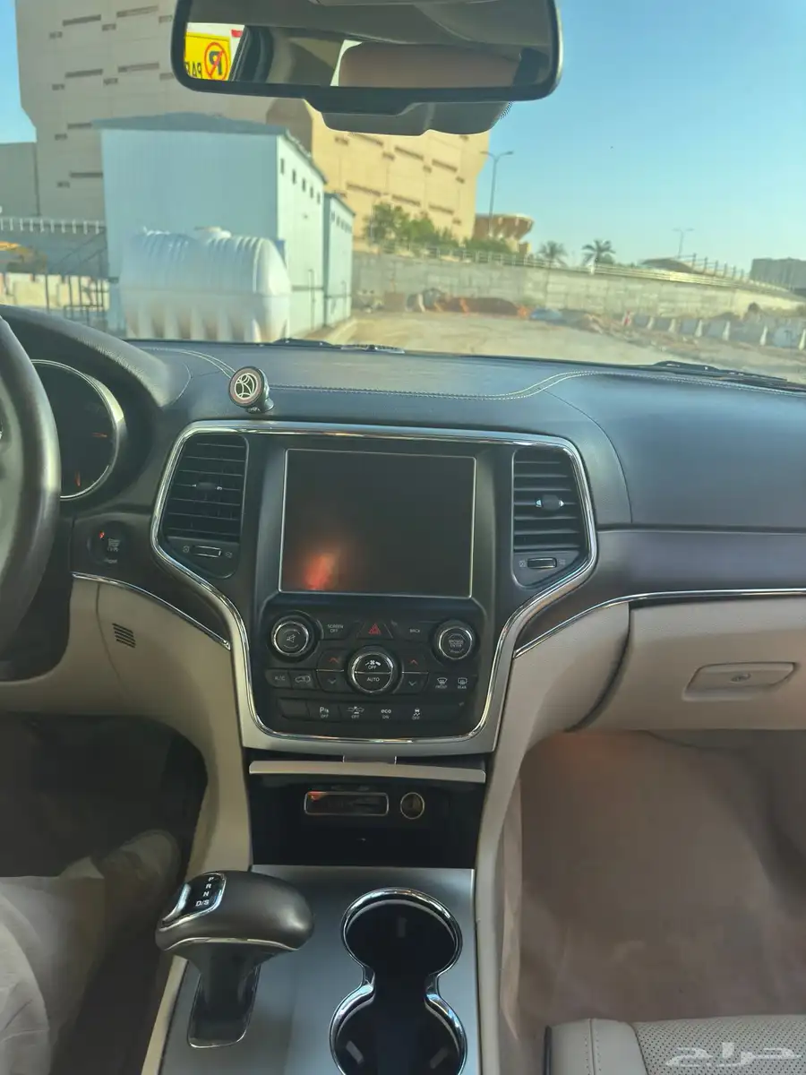 2014 jeep Grand Cherokee 10