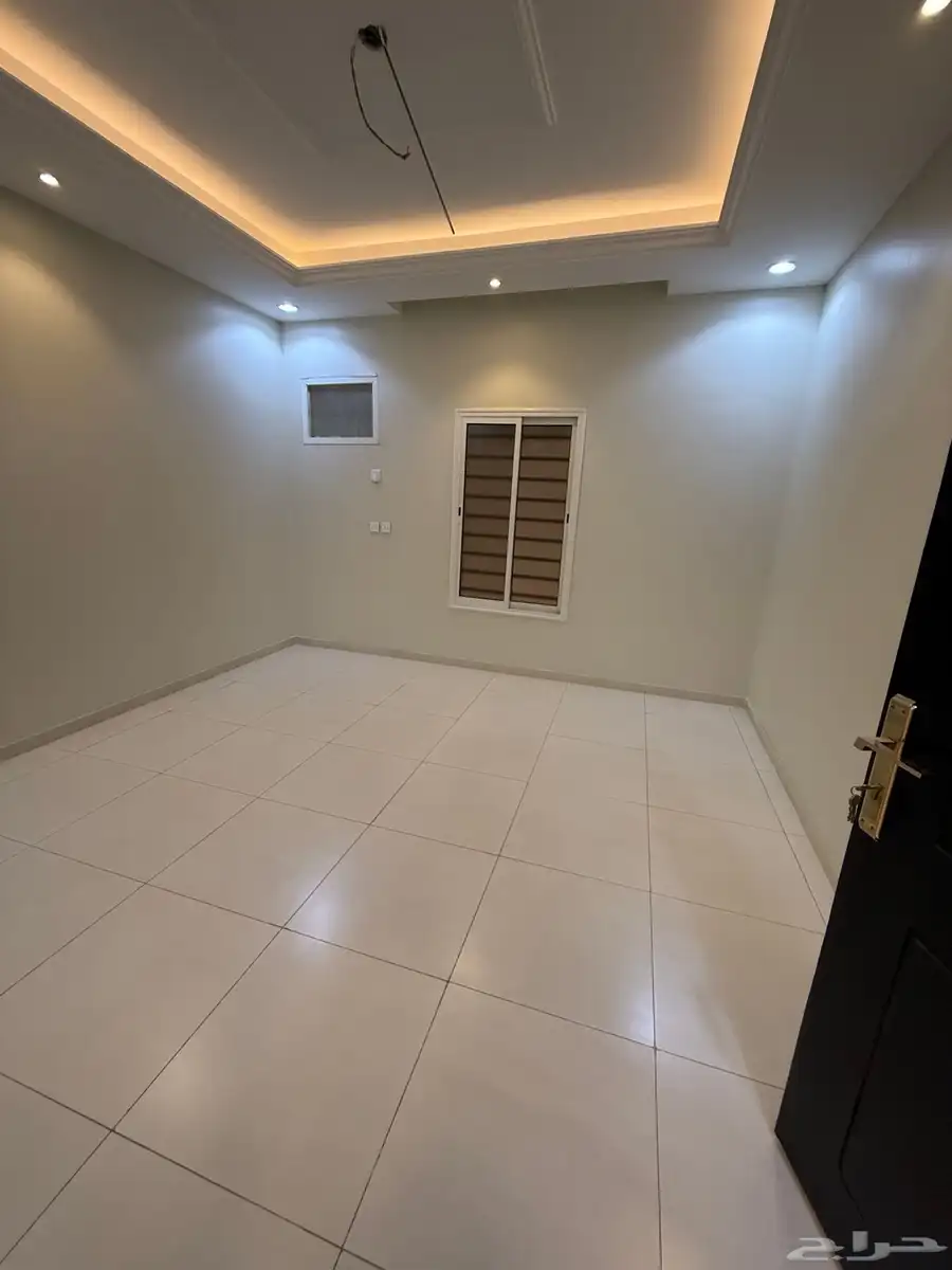 للبيع شقق علويه ببايكه وغرفه سائق حي الموسي خميس مشيط 480 13