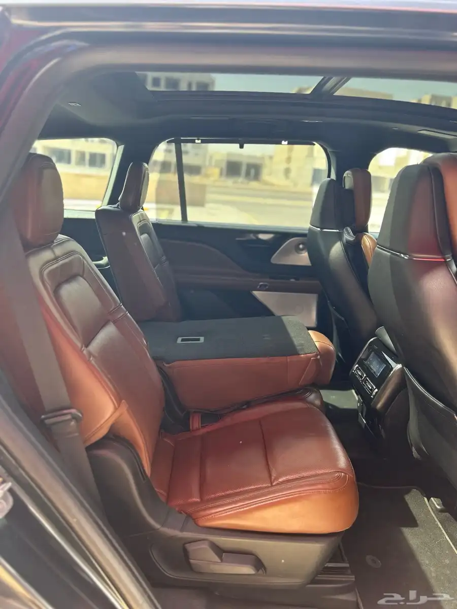 LINCON AVIATOR 2021 13