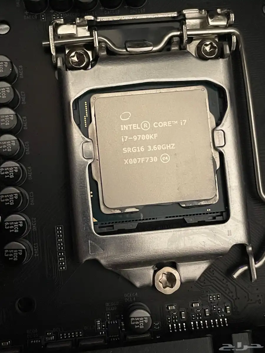 i7 9700kf   Motherbord GIGABYTE Z390   16 gb ram 2