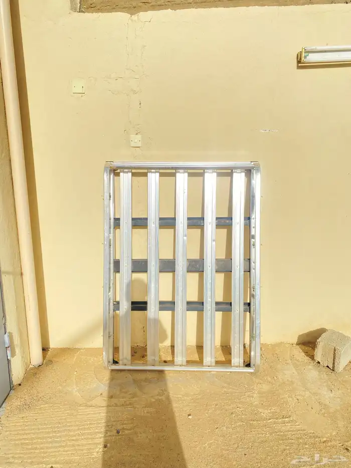 عرشه تركب على جميع السيارات مستعمله 2