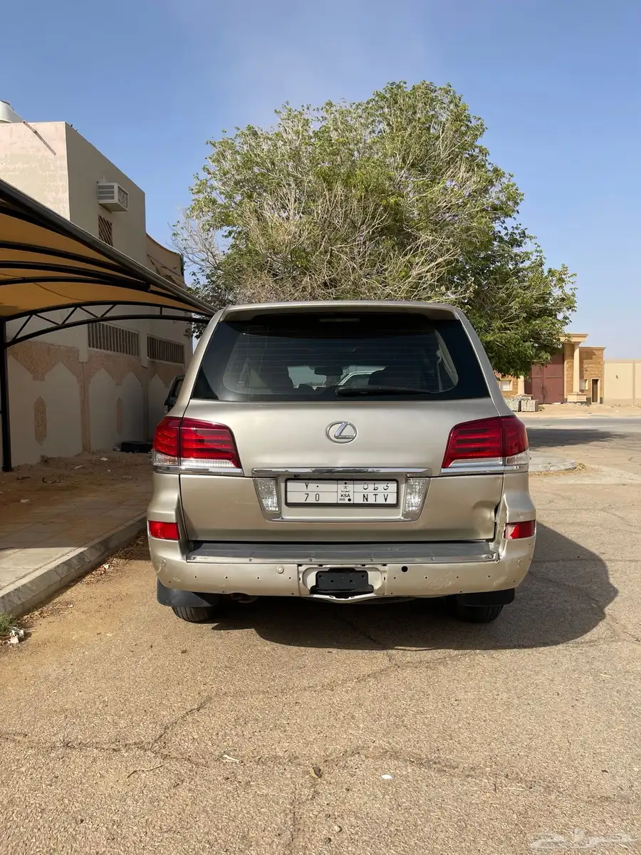 جيب لكزس LX570 موديل 2009 محول خارجي 2015 6