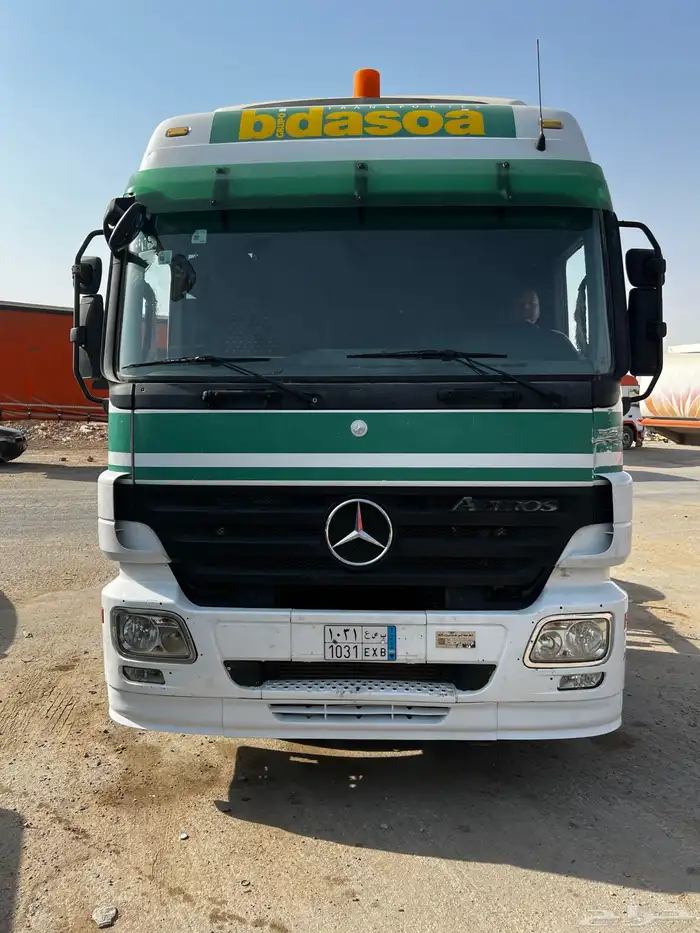 حراج معرض رائد للسيارات والشاحنات 23