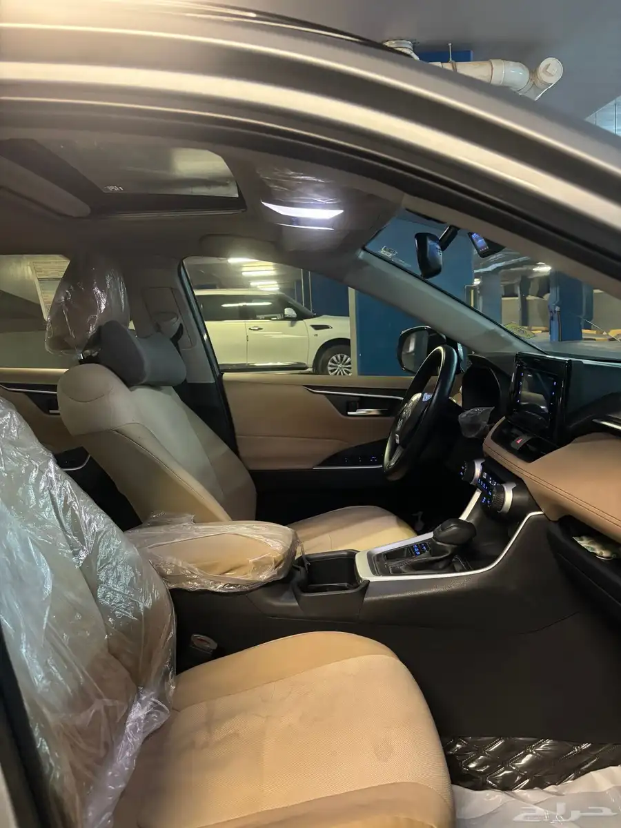 راف فور RAV4 فل كاملXLE دبل (نظيف) 16