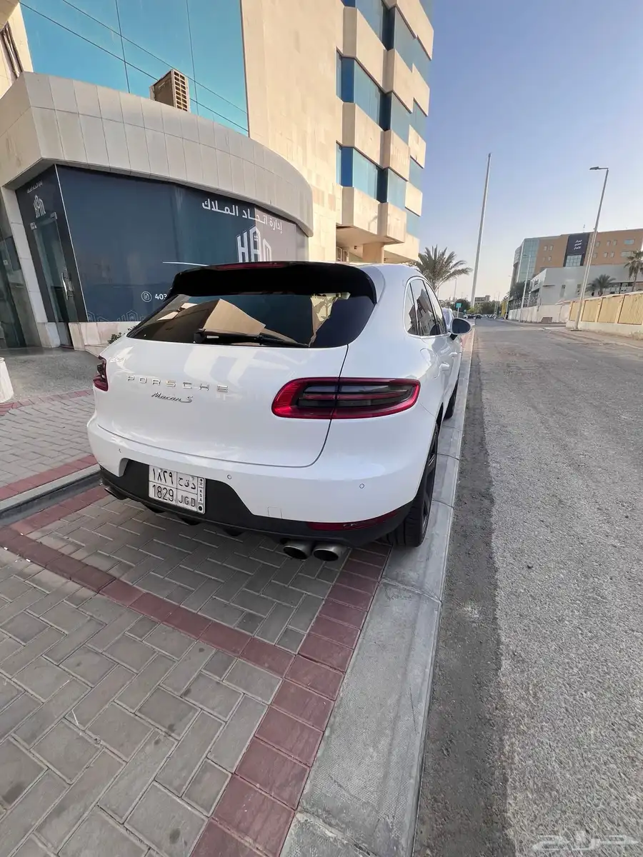 بورش ماكان اس للبيع 2