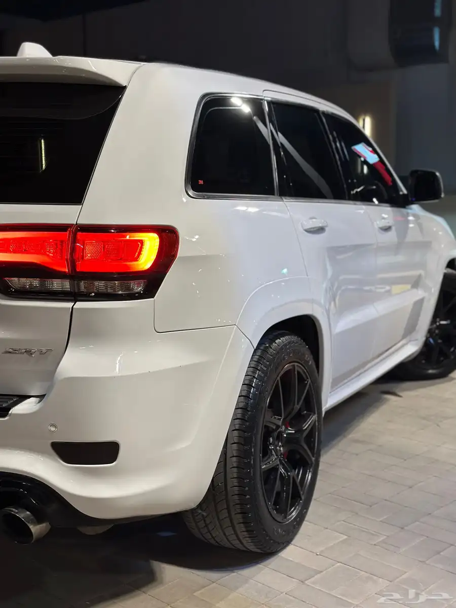 جراند شيروكي SRT 11