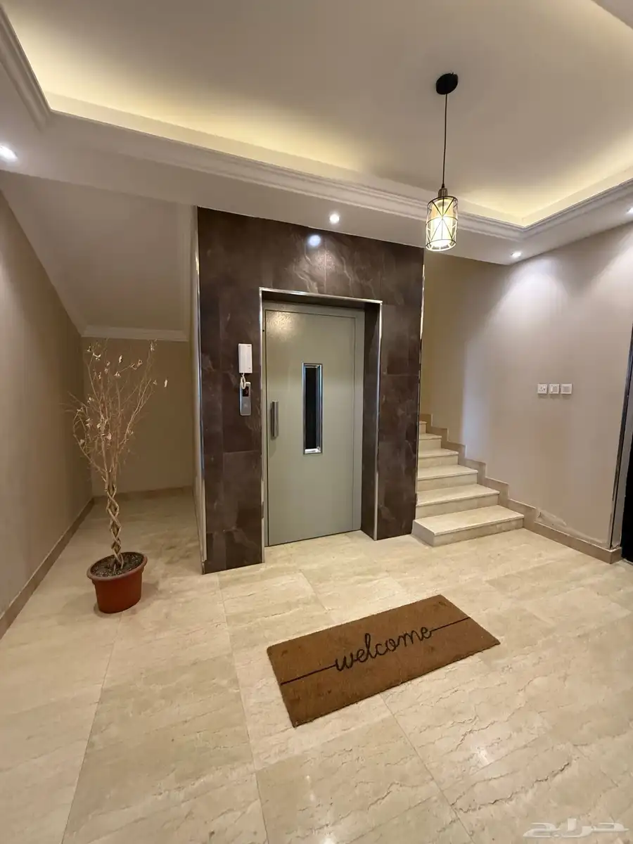 للبيع شقق علويه ببايكه وغرفه سائق حي الموسي خميس مشيط 480 6