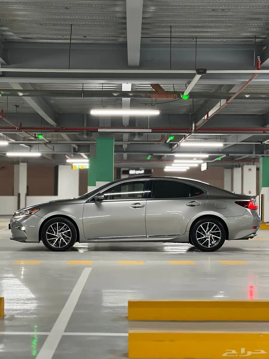 لكزس es350 موديل 2016 13