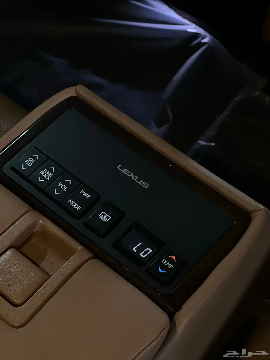 لكزس es350 موديل 2016 26