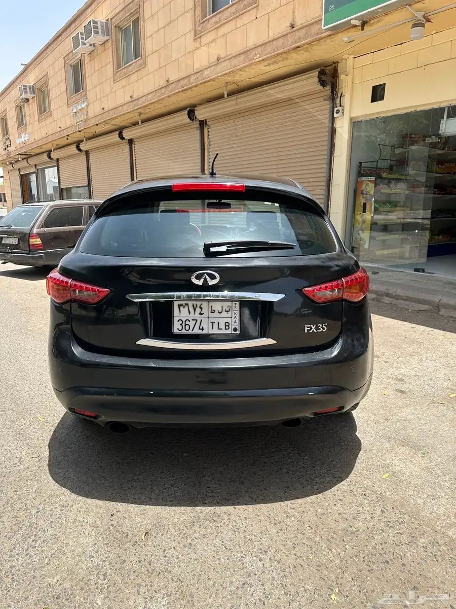 انفنيتي FX35 موديل 2010 5