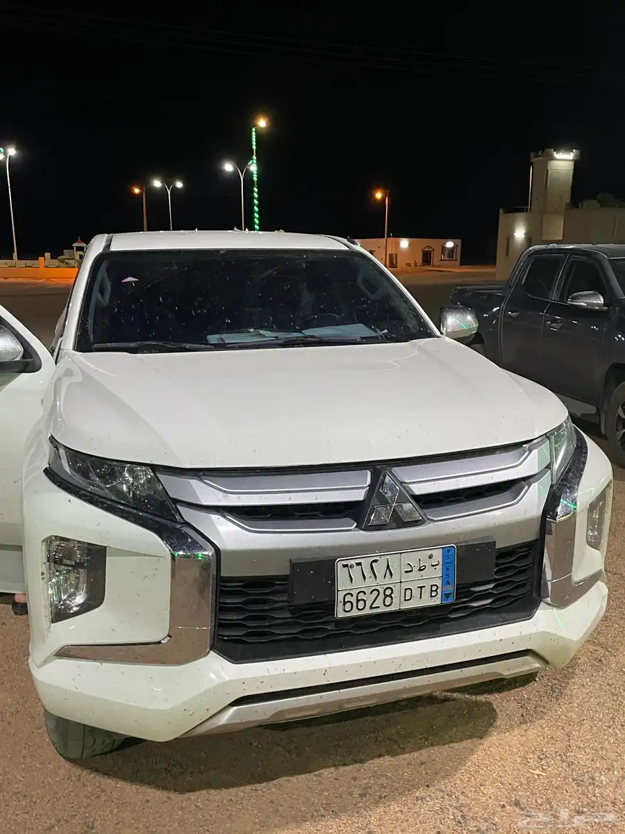 للبيع ميتسوبيشي L200 GLS ديزل فل كامل موديل 2023 1