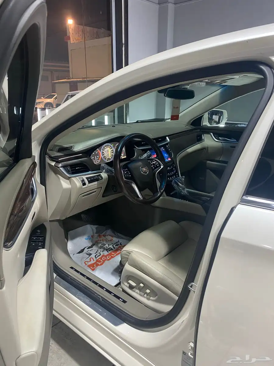 كاديلاك xts-4 vsport 3