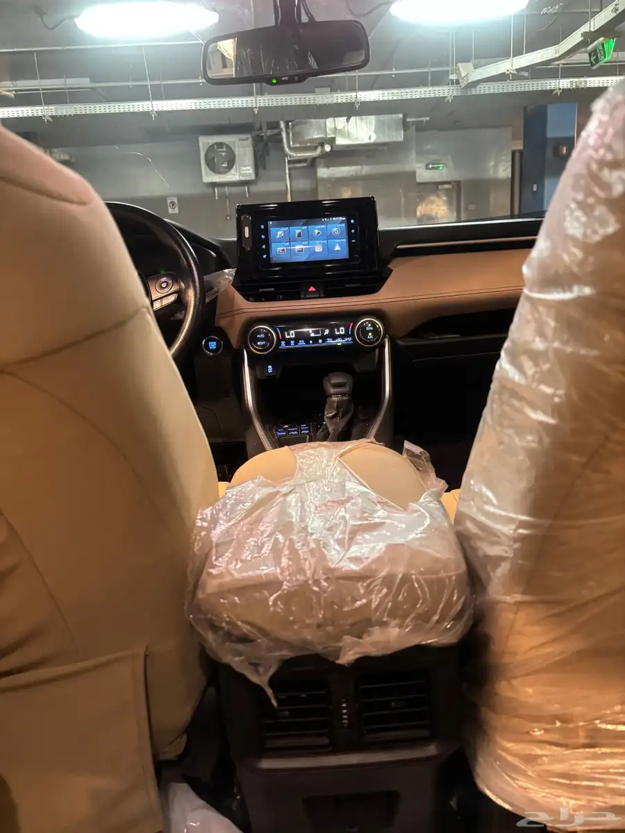راف فور RAV4 فل كاملXLE دبل (نظيف) 11