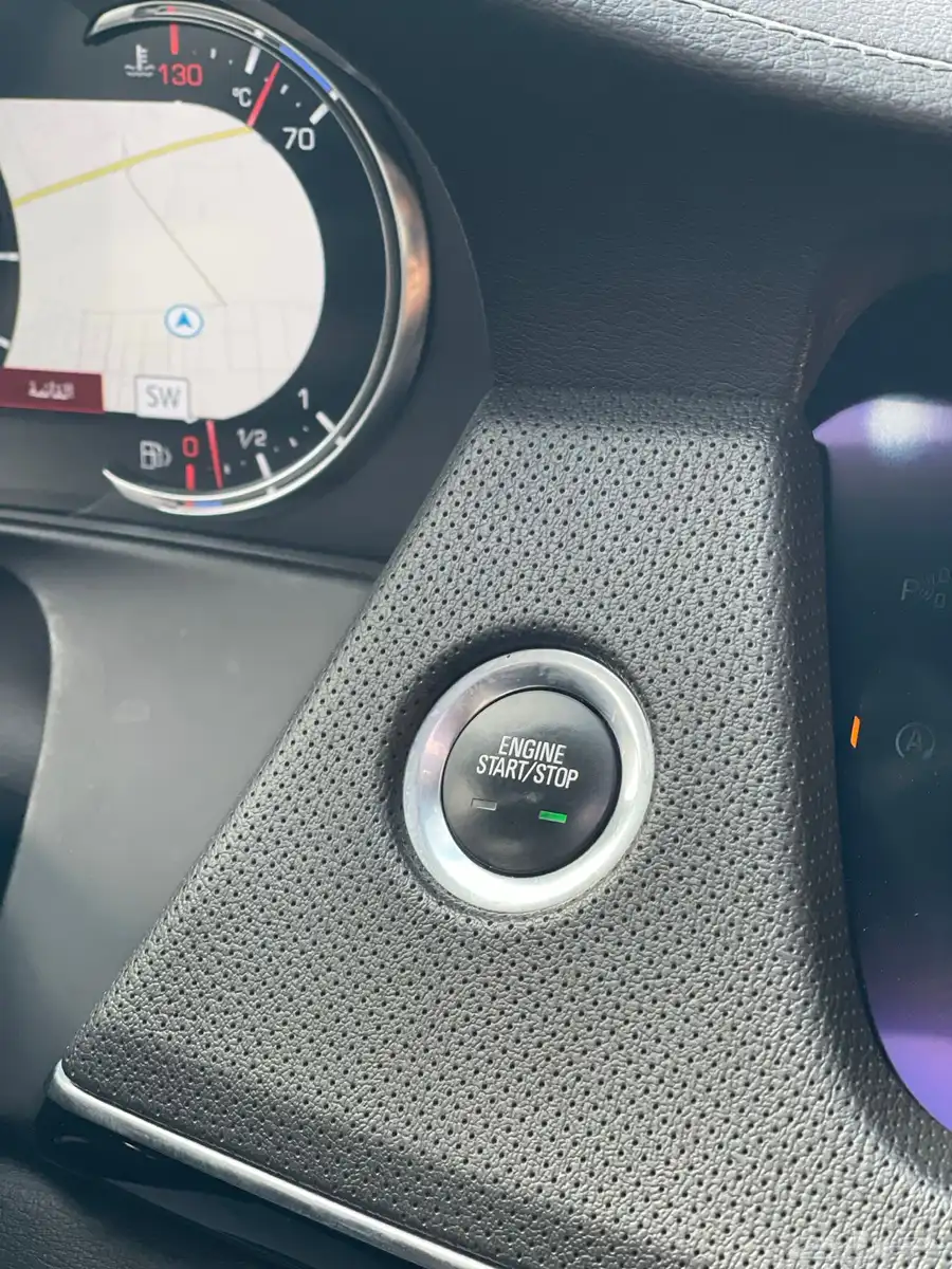 كاديلاك CT6 2019 فئه سبورت وارد الجميح صيانات وكاله نظيف 56