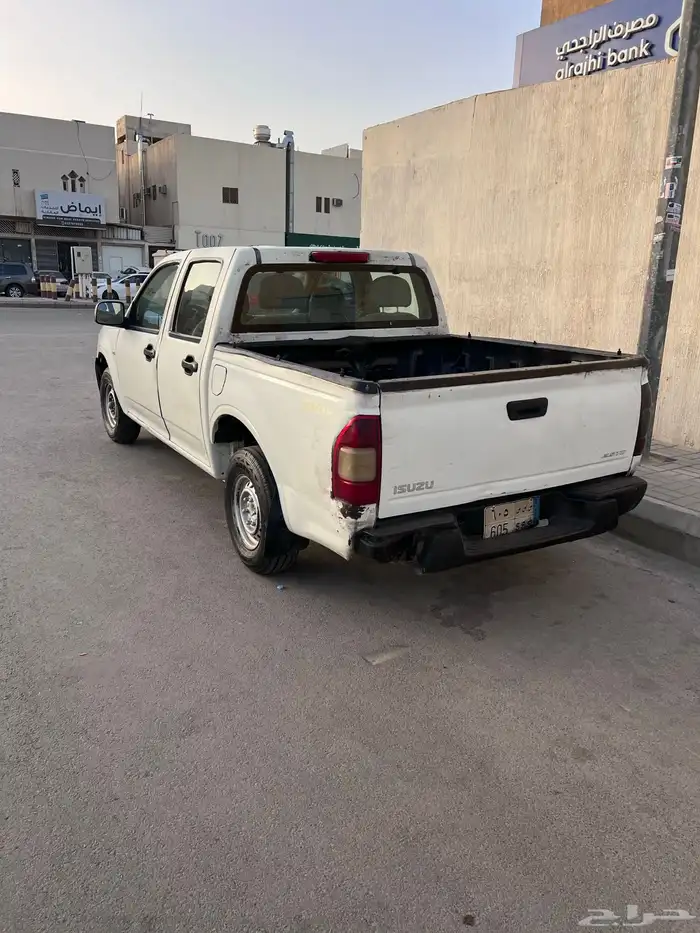 ونيت اسوزو موديل 2004 0
