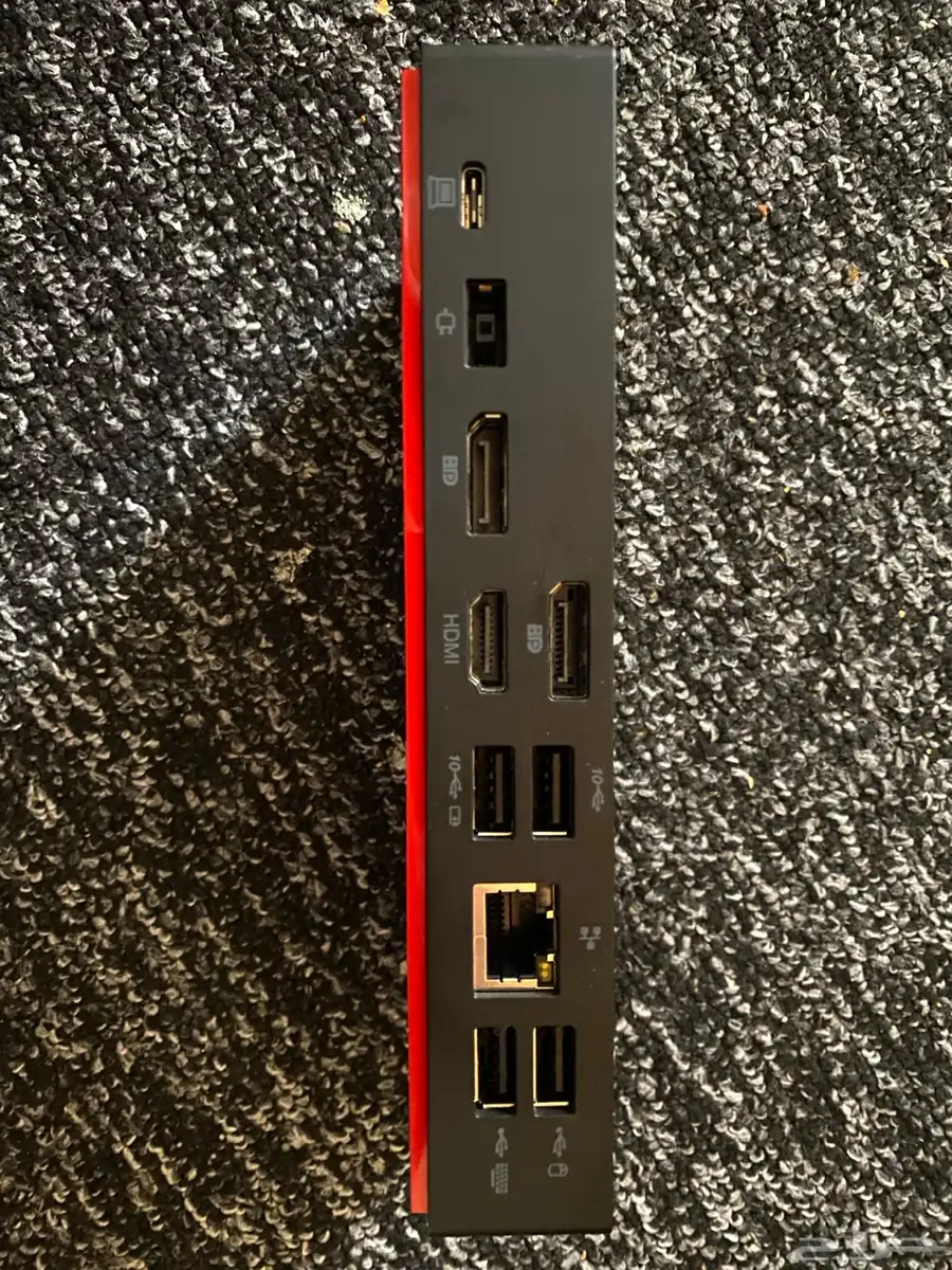 Lenovo ThinkPad Dock station. 1