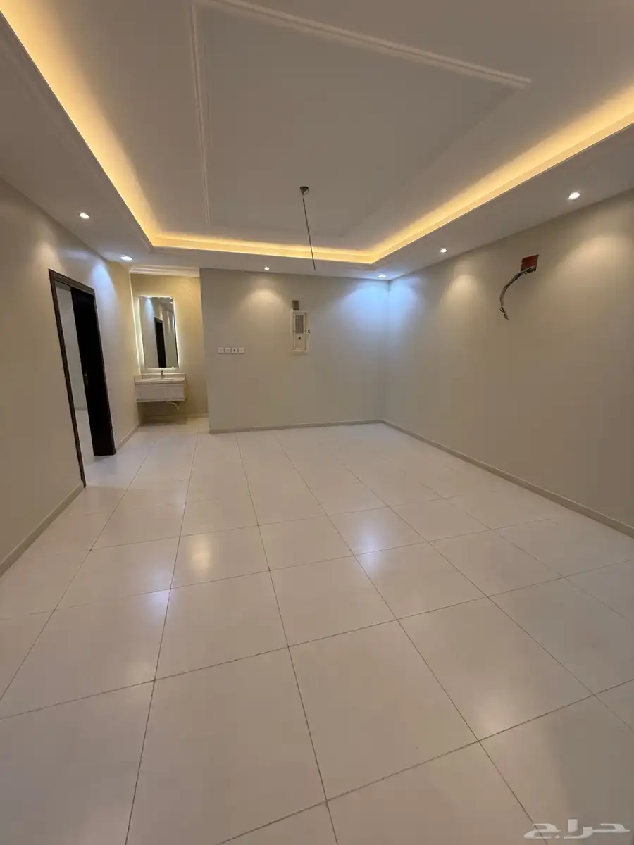 للبيع شقق علويه ببايكه وغرفه سائق حي الموسي خميس مشيط 480 16