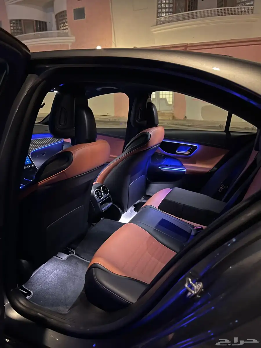 مرسيدس C300 AMG 2022 5