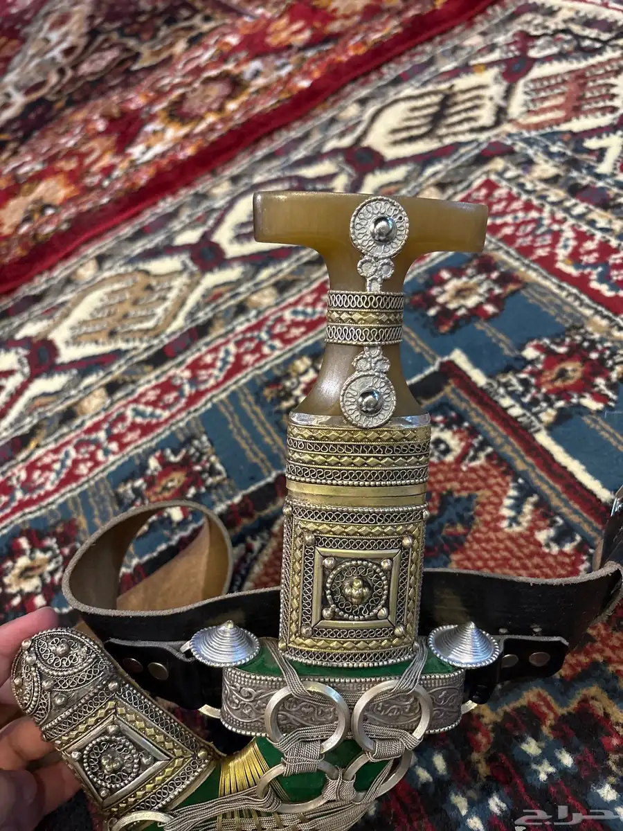 جنبية للبيع 2