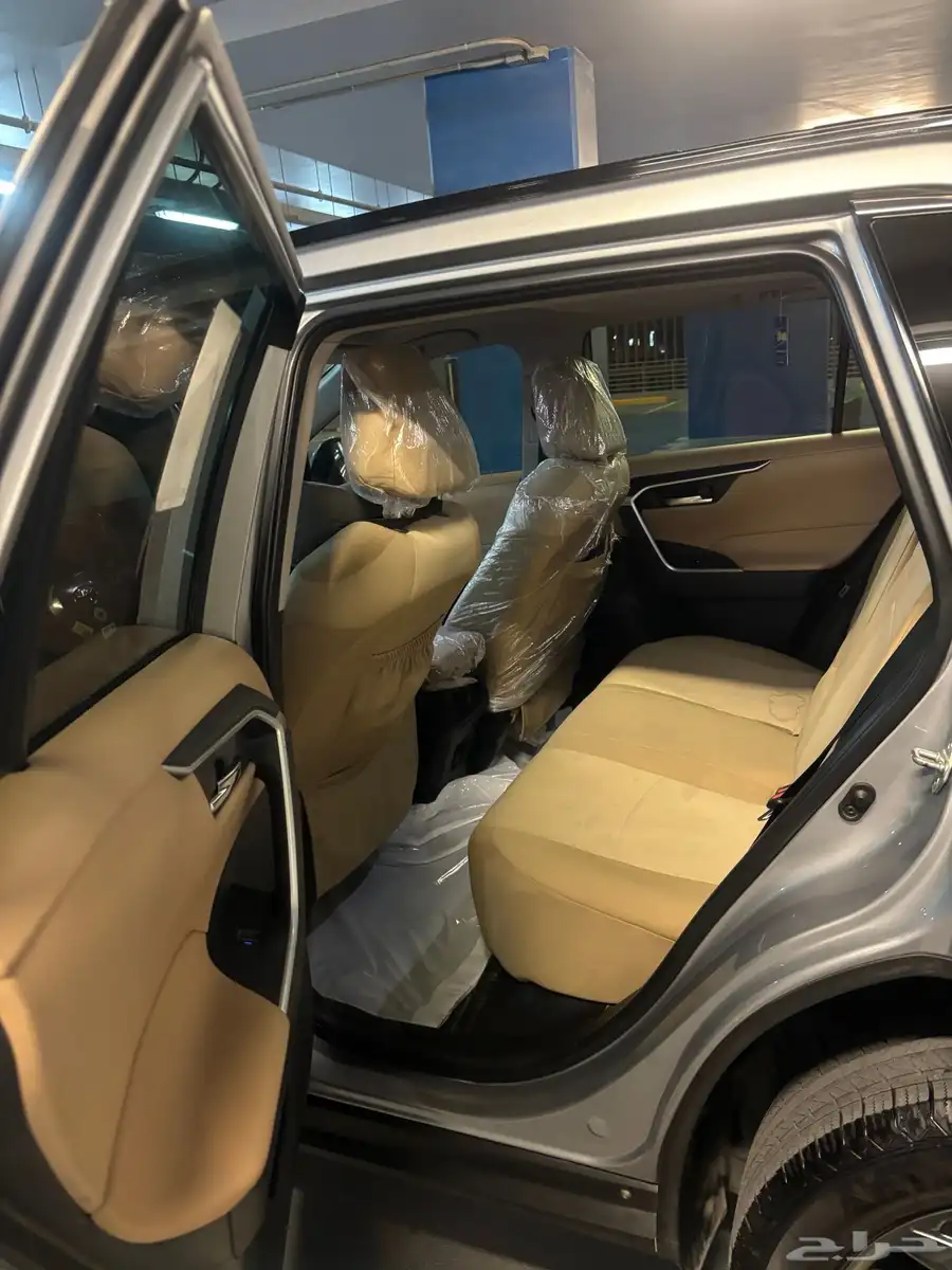 راف فور RAV4 فل كاملXLE دبل (نظيف) 4
